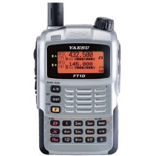 Портативная цифро-аналоговая радиостанция YAESU FT-1DR